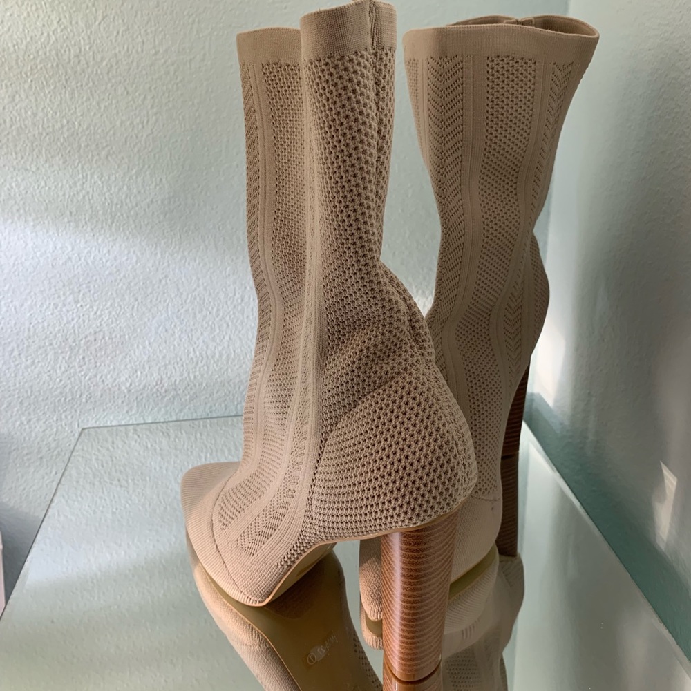 Cute F21 Tan Booties